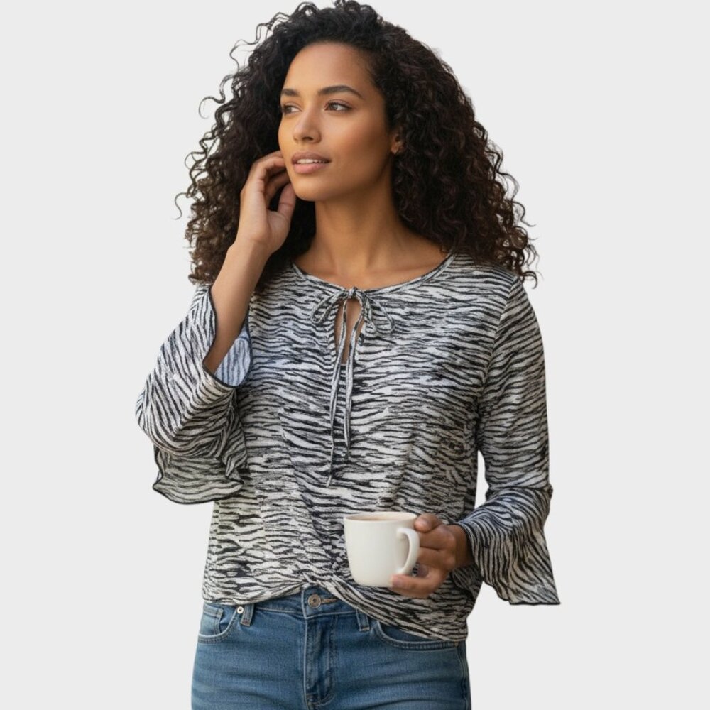 Notches Woman Blouse Womens 2X Black White Zebra Velvet Bell Sleeve NWT Mob Wife